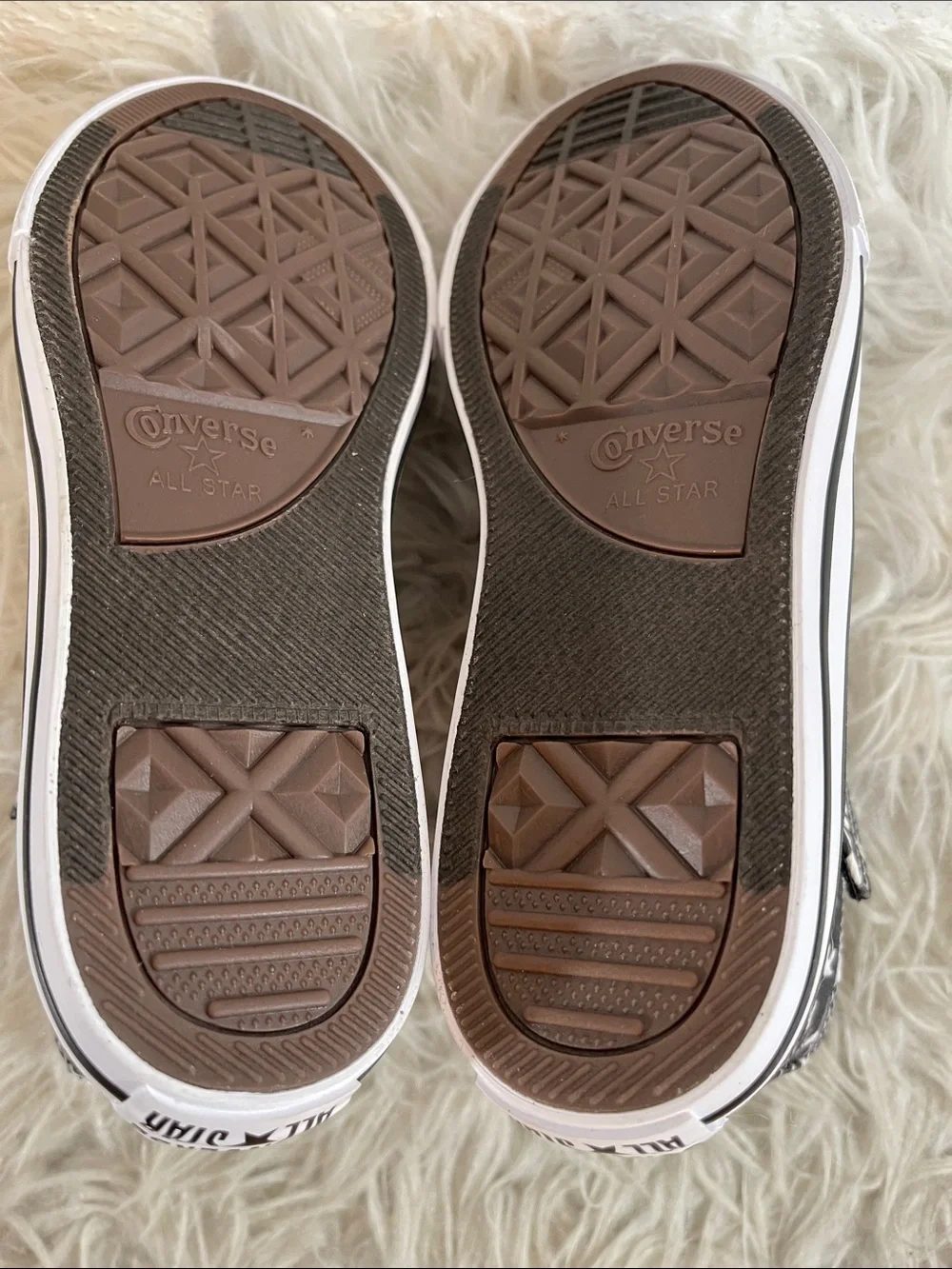 Converse Chuck Taylor All Star EasyOn High PS 'Dino Party' Slip On Size 3 NEW - Picture 11 of 15